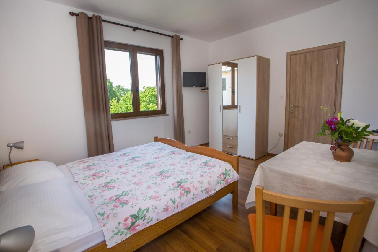 Apartment Anna Poreč Exteriör bild