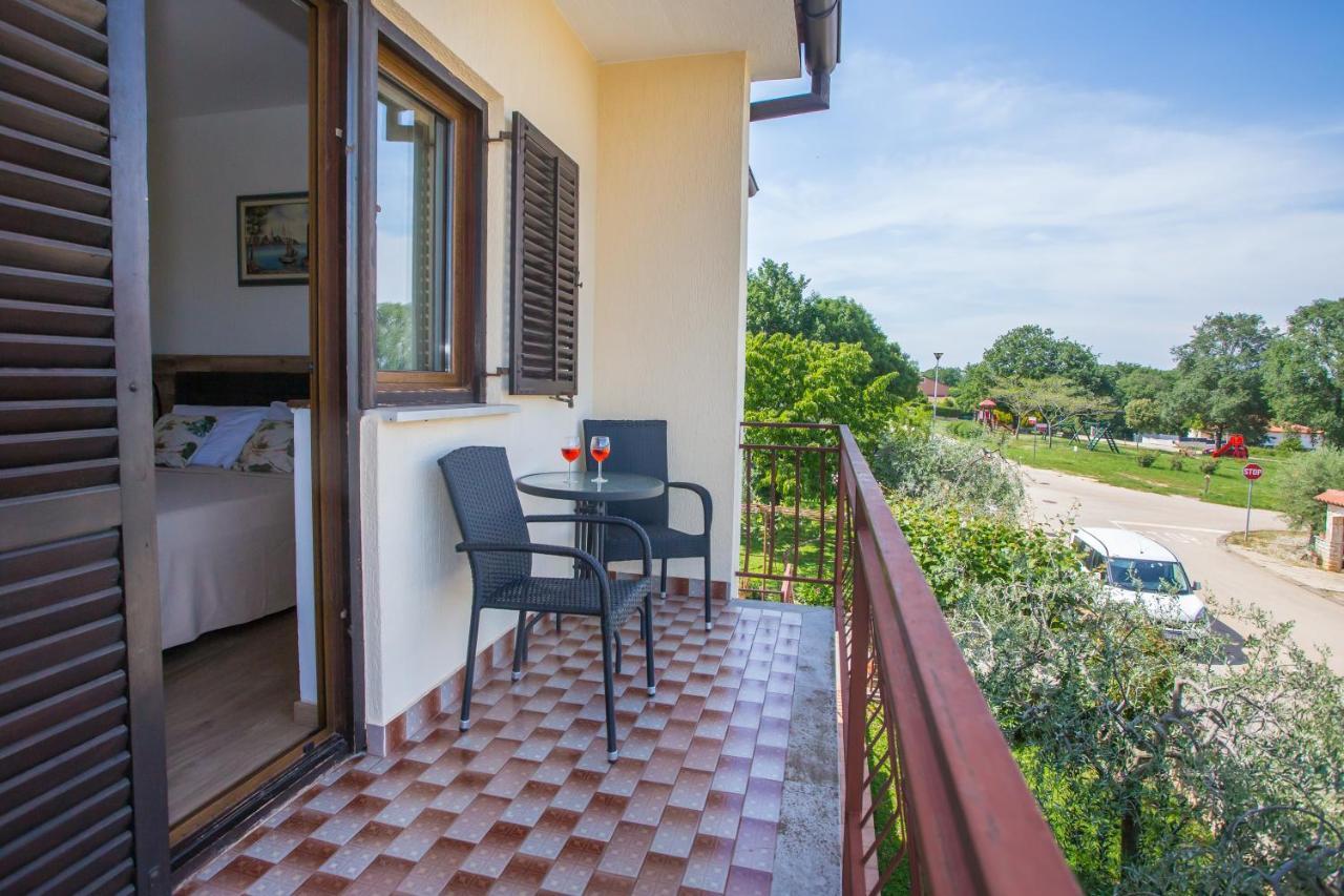 Apartment Anna Poreč Exteriör bild