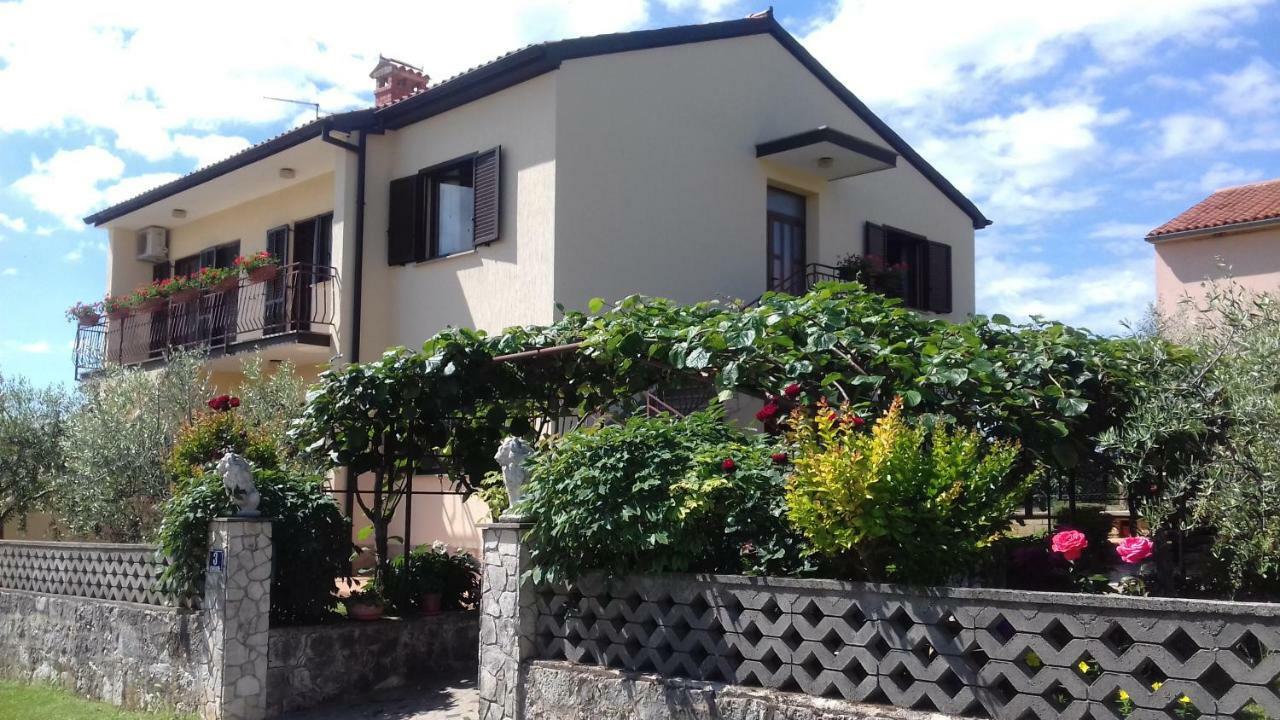Apartment Anna Poreč Exteriör bild